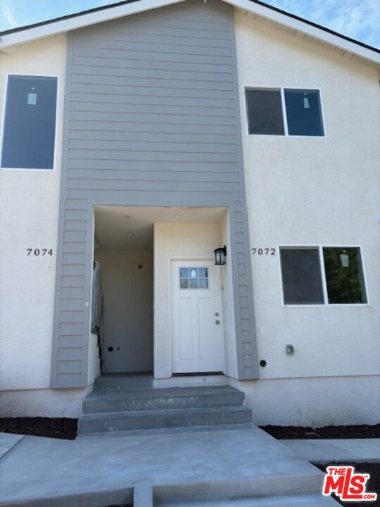 Foto del edificio - 7072 Summitrose St