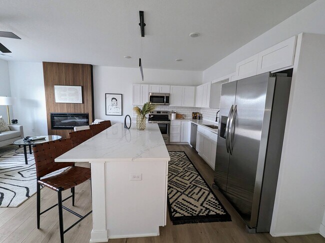 Foto del edificio - 6501 Hickman Rd