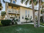 Frontyard - 105 Arricola Ave