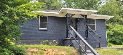 Building Photo - 516 Rogers Ln