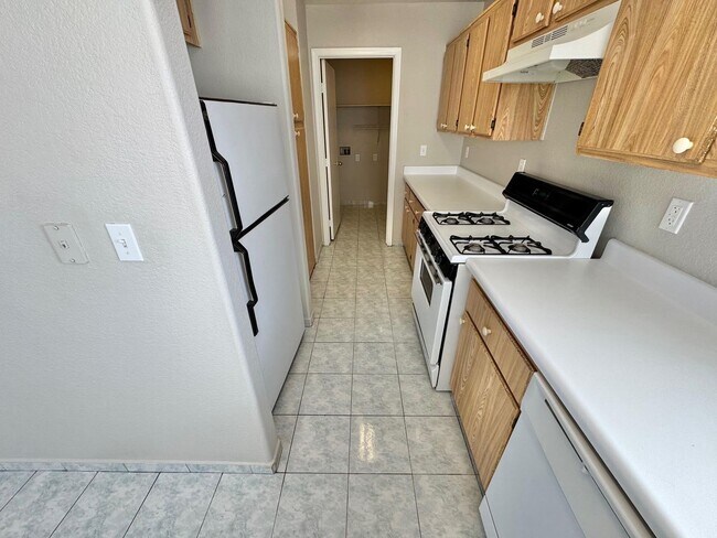 Building Photo - THIS PROPERTY IS A CHARMING SINGLE-STORY H...
