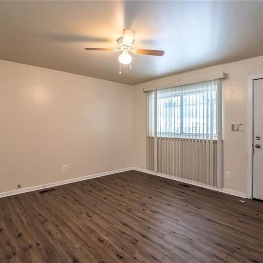 Building Photo - 1154 Lexington pkwy