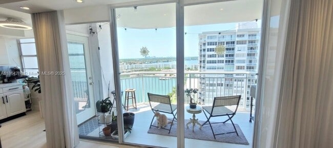 Building Photo - 18071 Biscayne Blvd