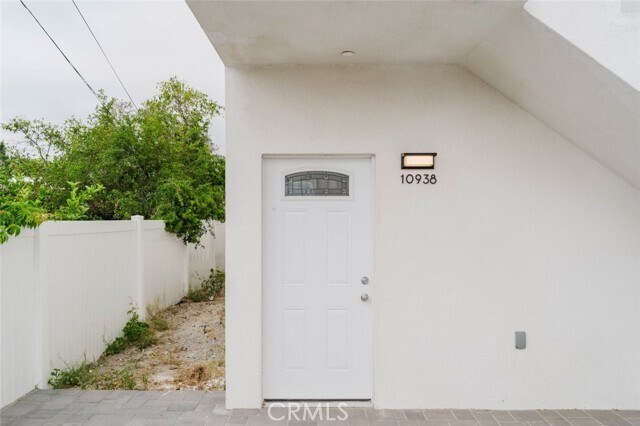 Building Photo - 10938 Olinda St