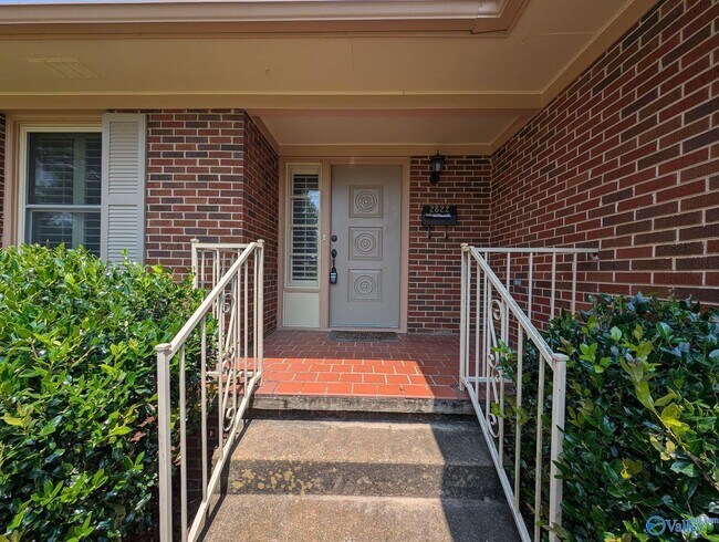 Foto del edificio - 2822 Lafayette Rd SW