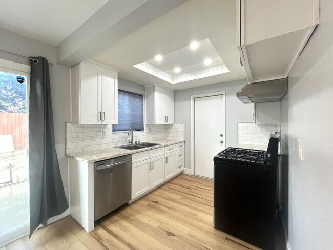Foto del edificio - 1708 E Fairfield Ct