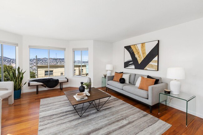 Foto del edificio - 2BR/2BA Potrero Contemporary View Condo! 2...