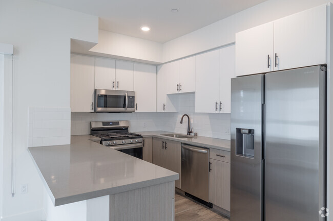 Interior Photo - 12401 Matteson Ave