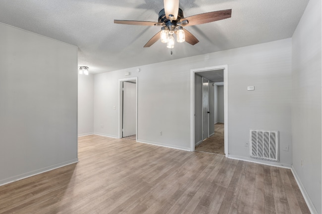 13.png - The Montana Apartments