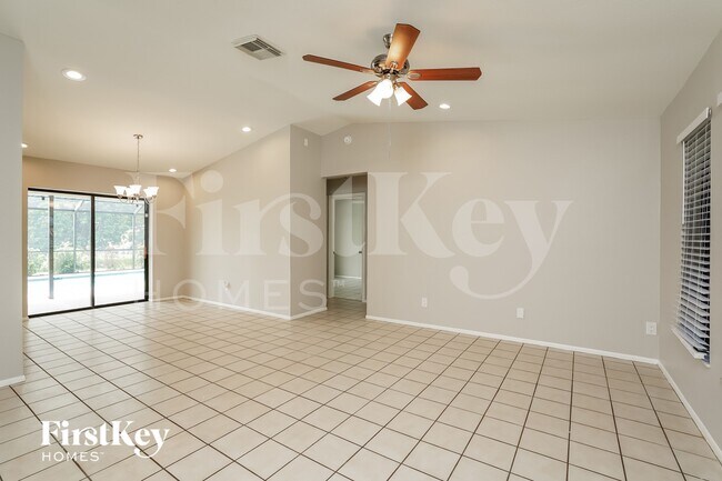 Foto del edificio - 3721 SW 6th Ave