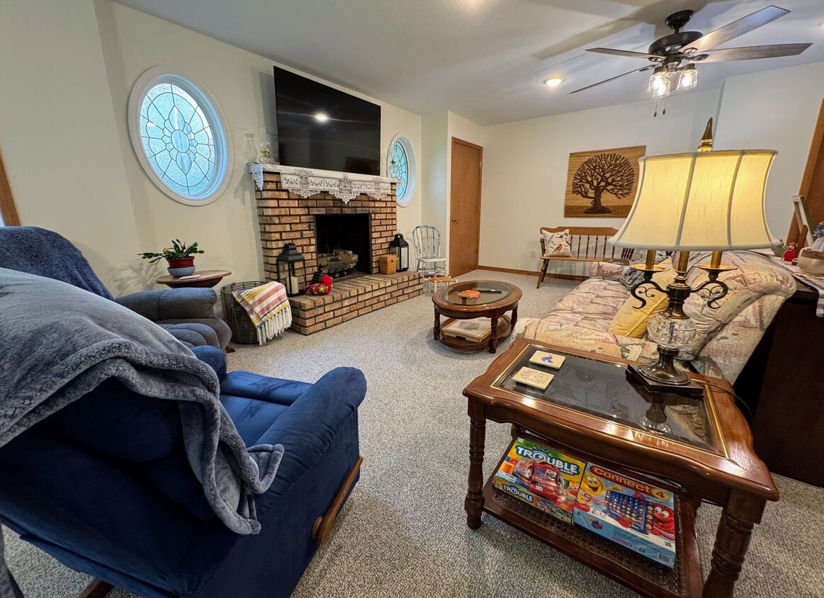 Foto principal - 56500 Penn Rd