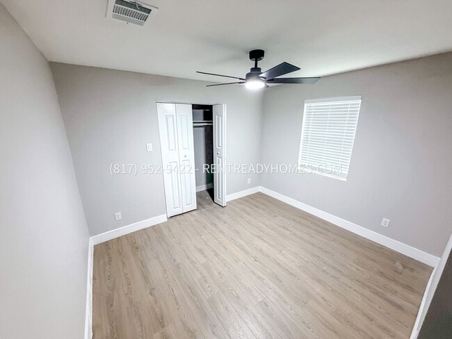 Building Photo - 4330 Trafalgar Dr