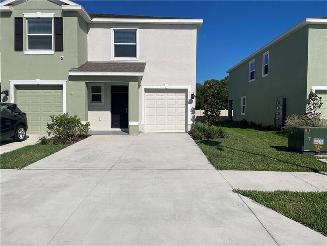 Building Photo - 11127 Crescent Deer Dr