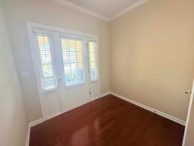 Foto del edificio - Beautiful Providence Place Townhome Near RTP & RDU – Pool Community!