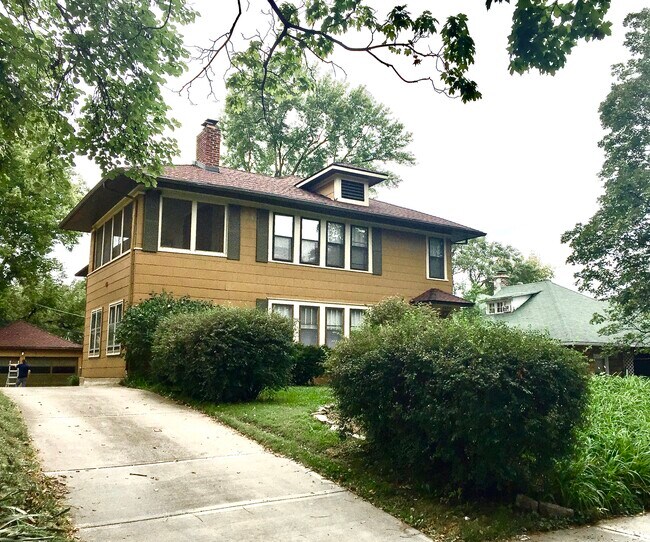 Exterior with detached garage - 5020 Virginia Ave