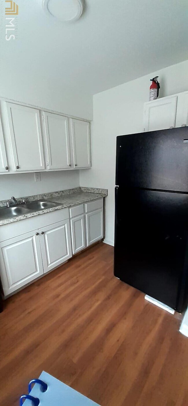 Foto del edificio - 2825 Belvedere Ln