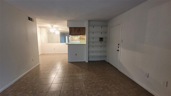 Building Photo - 260 El Dorado Blvd