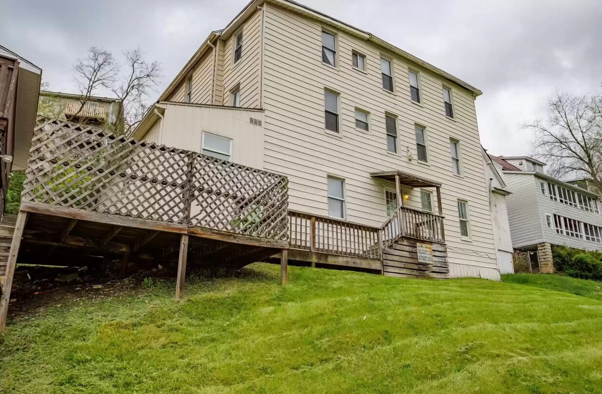 336 Stewart St, WV 26505 Apartments 336 Stewart St