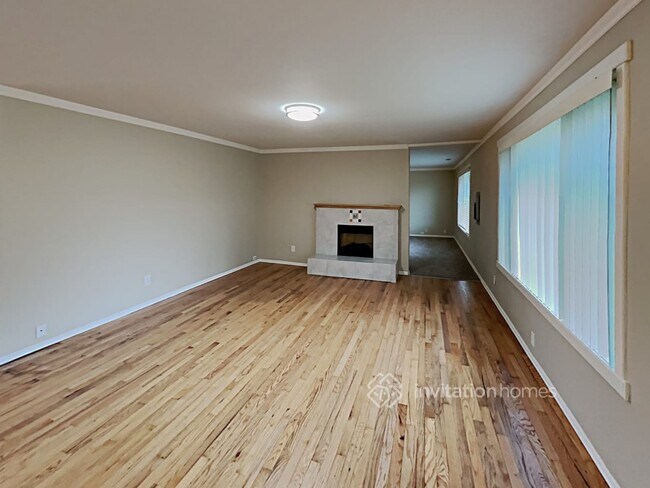 Building Photo - 2105 Bedal Ln