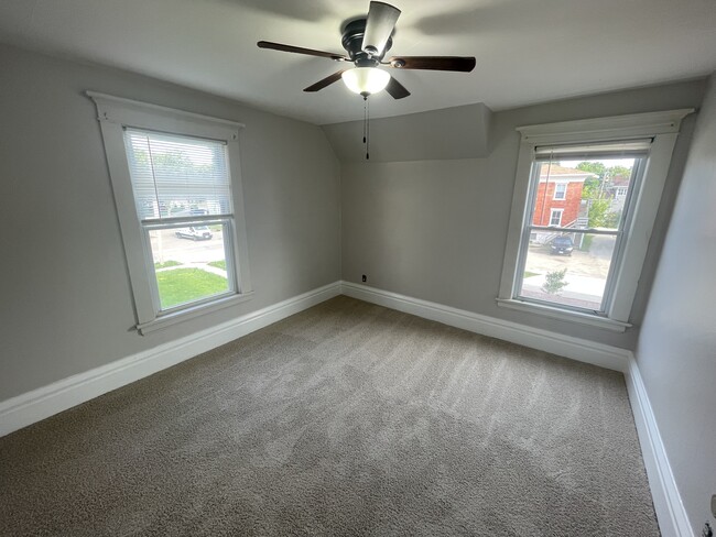 Building Photo - 108 Hamilton Pl