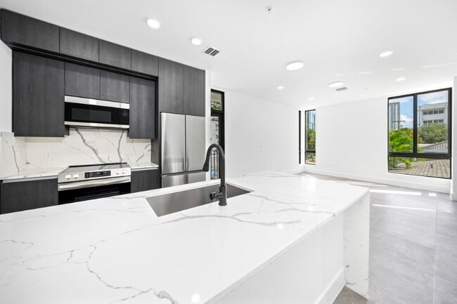 Foto del edificio - 526 SW 2nd St