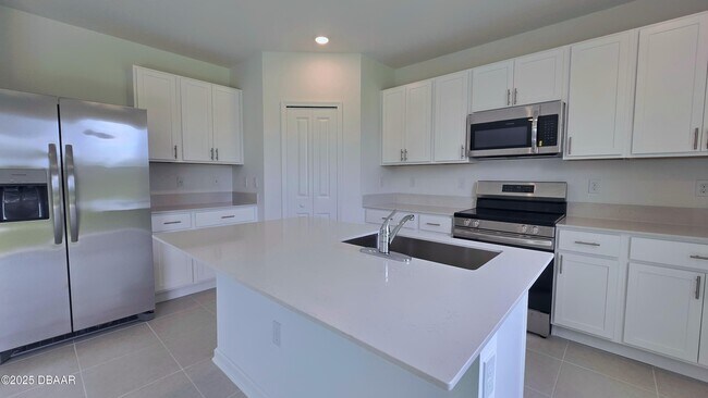 Foto del edificio - 1322 Belle Isle Ln