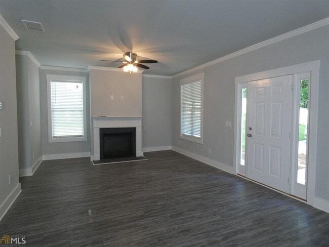Building Photo - 6275 Quail Trail