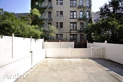 Foto del edificio - 236 E 111th St