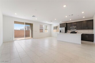 Building Photo - 1049 Strada Tortona