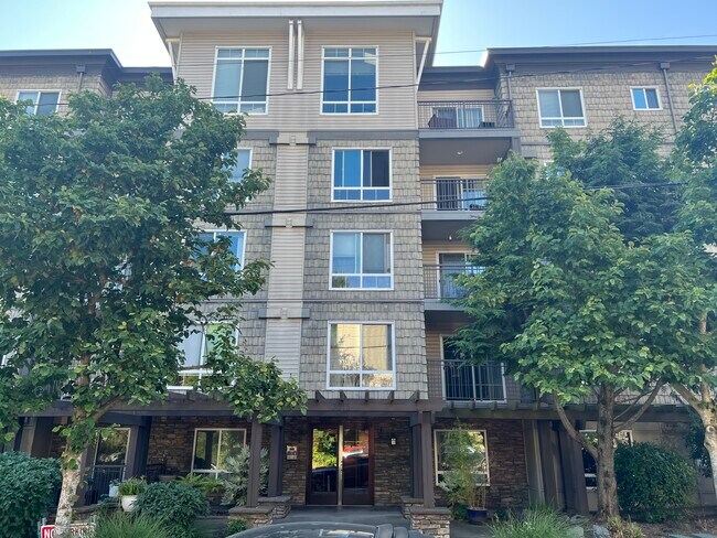 Building Photo - 3015 SW Avalon Way