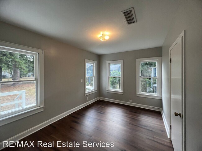 Building Photo - 2 br, 1 bath House - 147 East Herndon