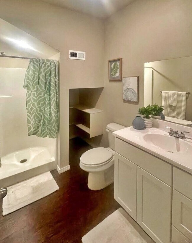 Foto del interior - North Pointe DLP, LLC