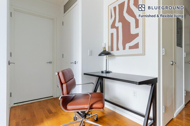 Building Photo - 635 W 42nd St