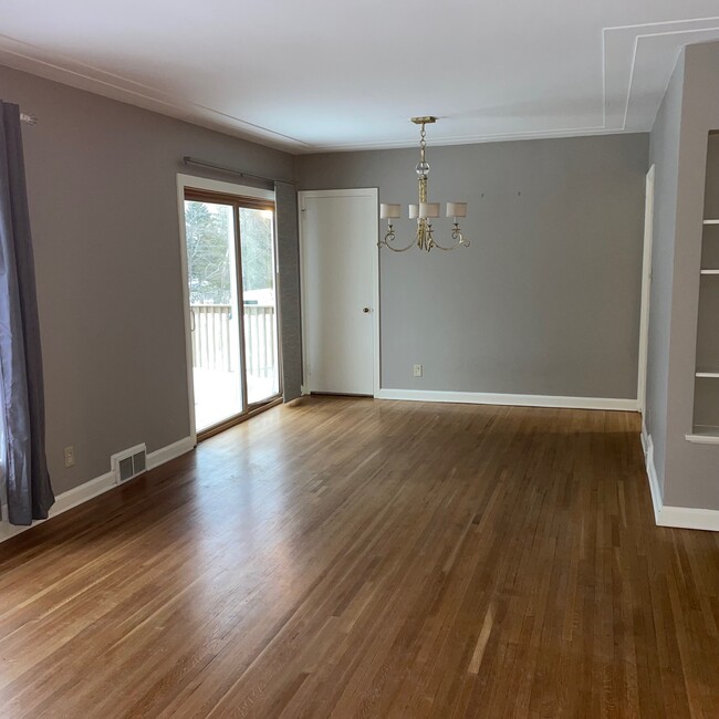 Foto del edificio - 3208 Greysolon Pl