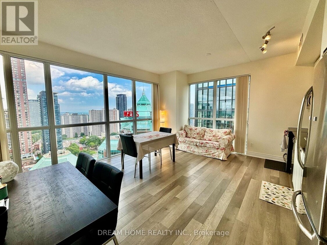 Photo principale - 28 Ted Rogers Way