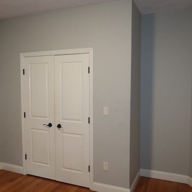 Foto del edificio - 45 Glenwood St