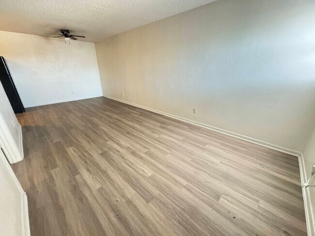 Foto del edificio - 503 Sunset Ln