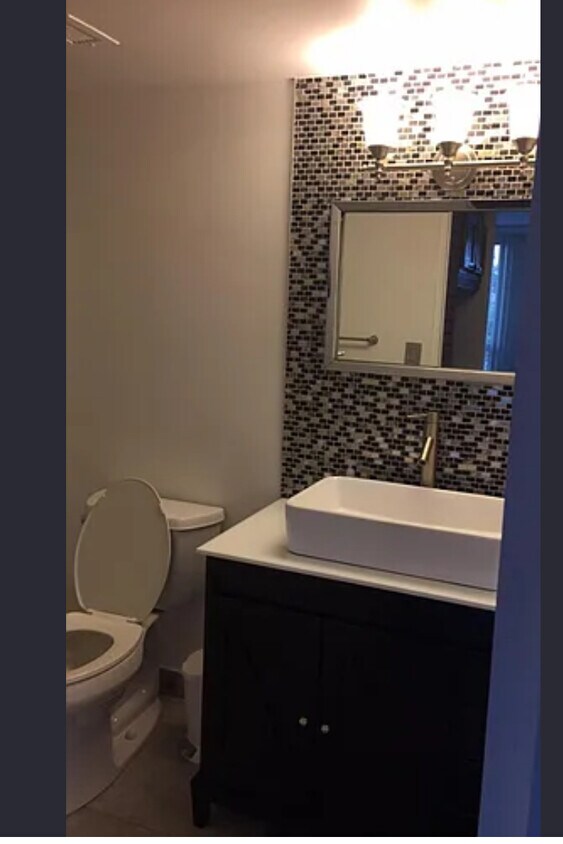 Foto del edificio - 22700 Garrison