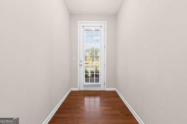 Foto del edificio - 2365 Bellyard Dr