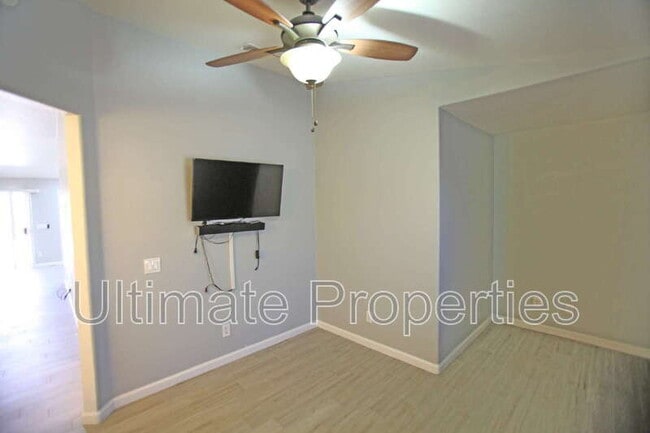 Foto del edificio - 20622 N 102nd Ln