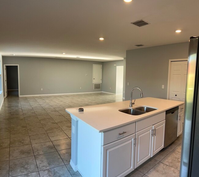 Foto del edificio - 2073 SW Ember St