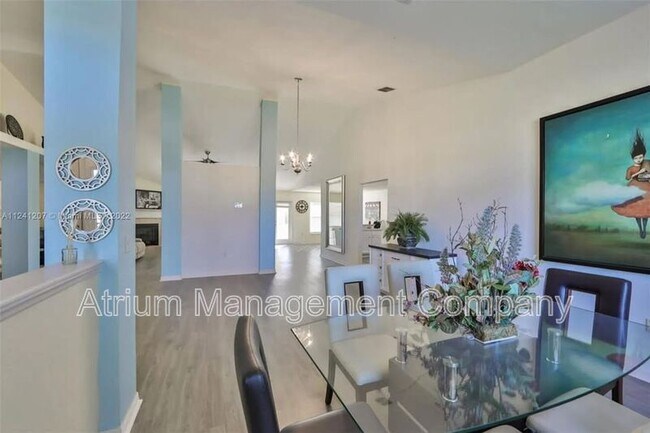 Building Photo - 2120 Farrington Dr