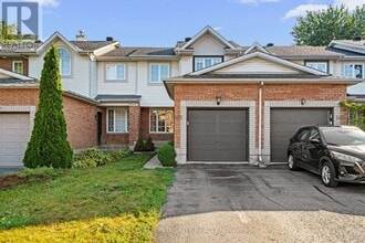 Building Photo - 1451 Bonneville Crescent