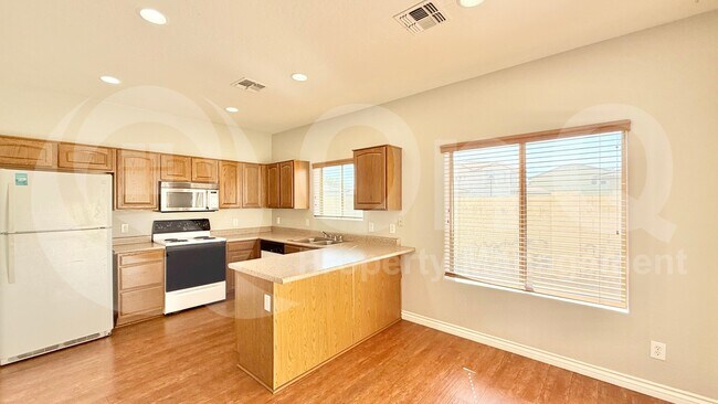 Foto del edificio - 5173 W Shaw Butte Dr