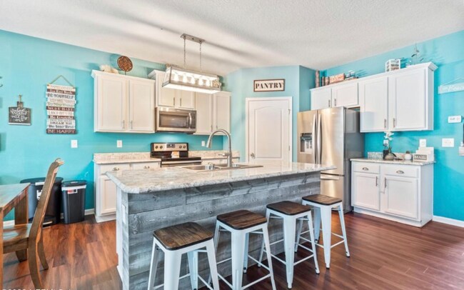 Foto del edificio - 95062 Cheswick Oaks Dr