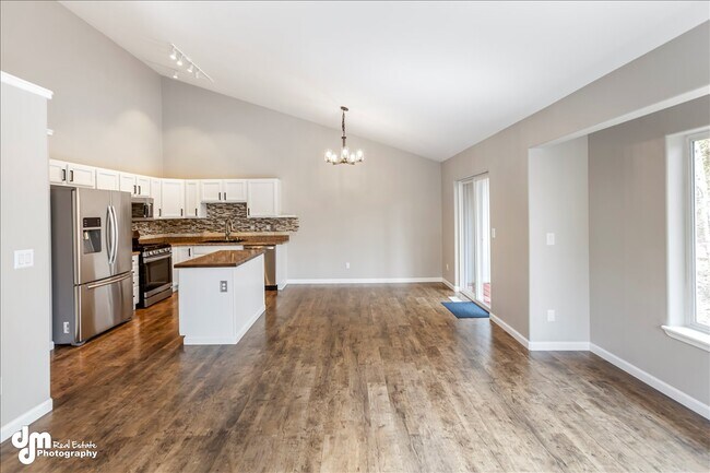 Foto del edificio - 8973 Northwood Park Cir