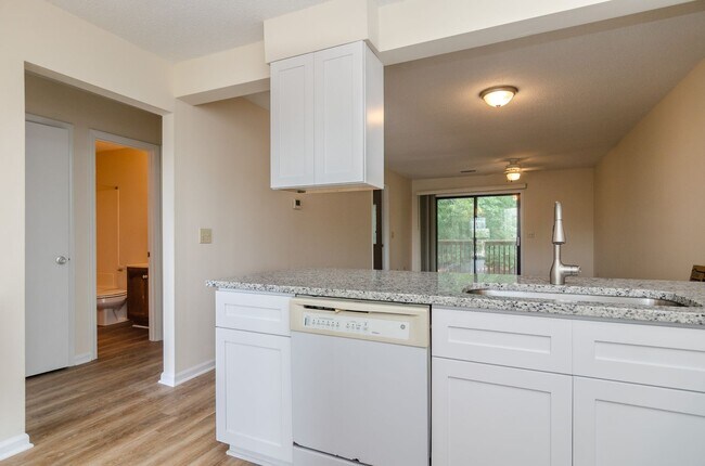 Foto del edificio - 3621 St Johns Ct