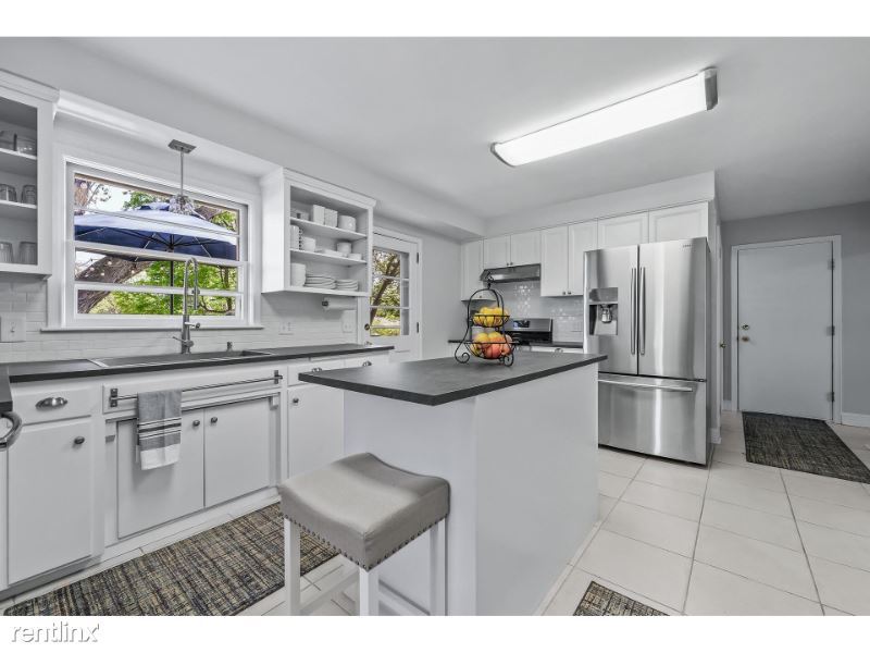 Primary Photo - 4 br, 3 bath House - 6141 concord ave