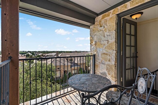 Building Photo - 5213 Fort Buckner Dr