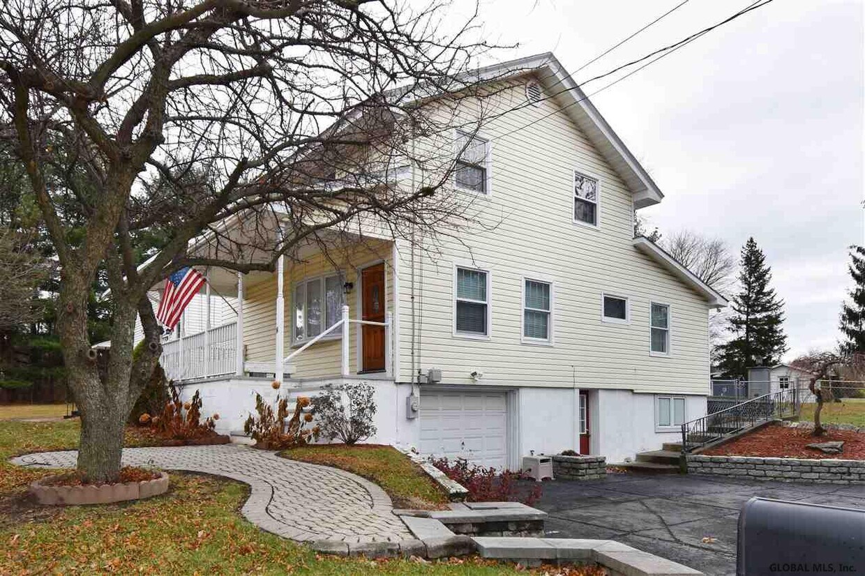 Primary Photo - 65 Williams Rd